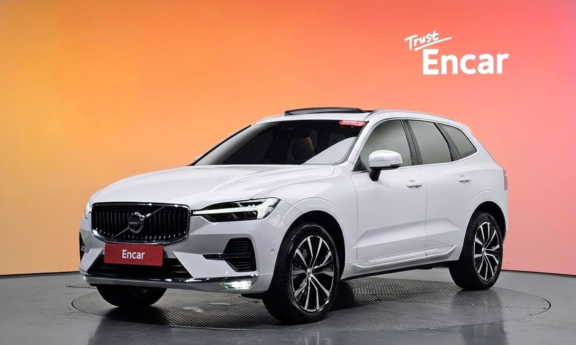 Volvo XC60 2025