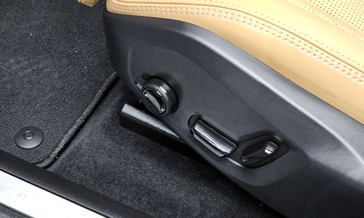Volvo XC60 2025