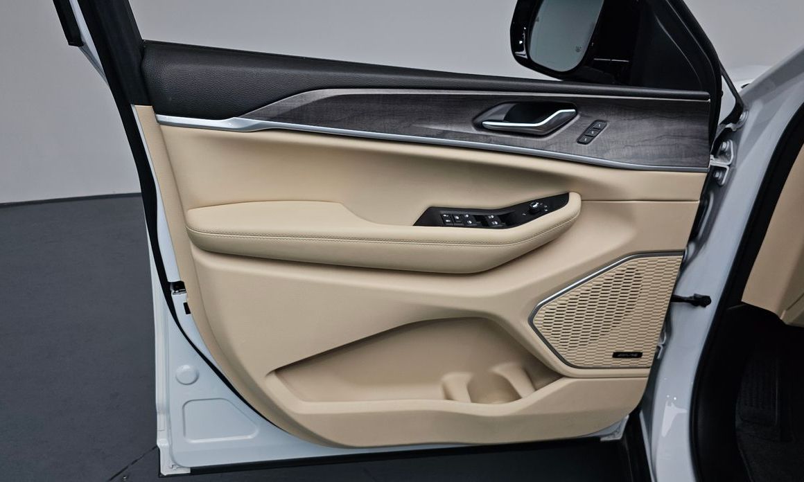 Jeep Cherokee 2023