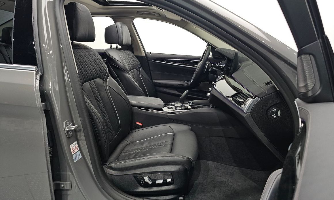 BMW 5-Series 2021