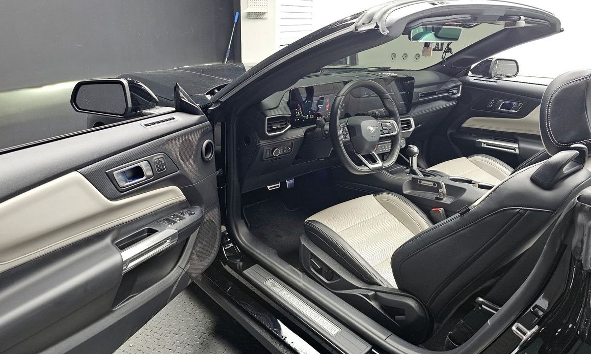 Ford Mustang 2024