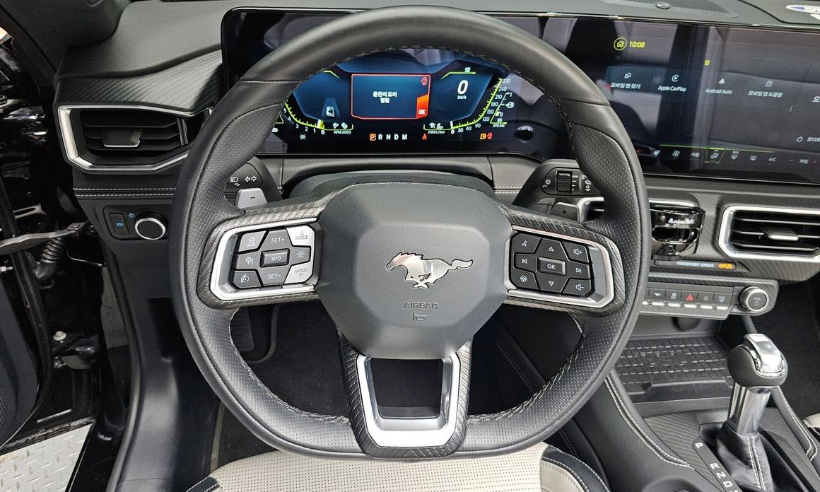 Ford Mustang 2024