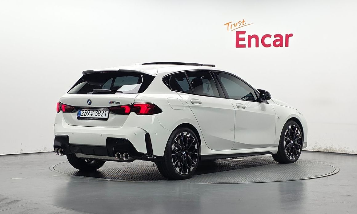 BMW 1-Series 2025
