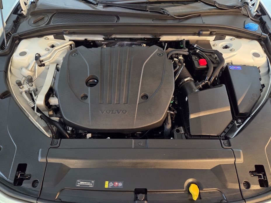 Volvo S90 2026