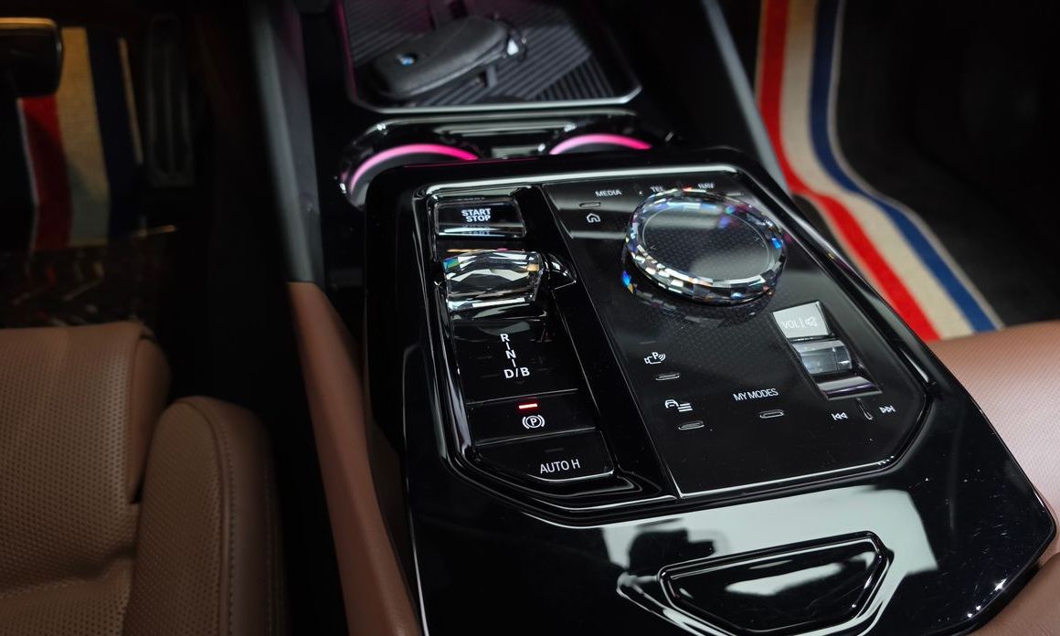BMW i5 2024