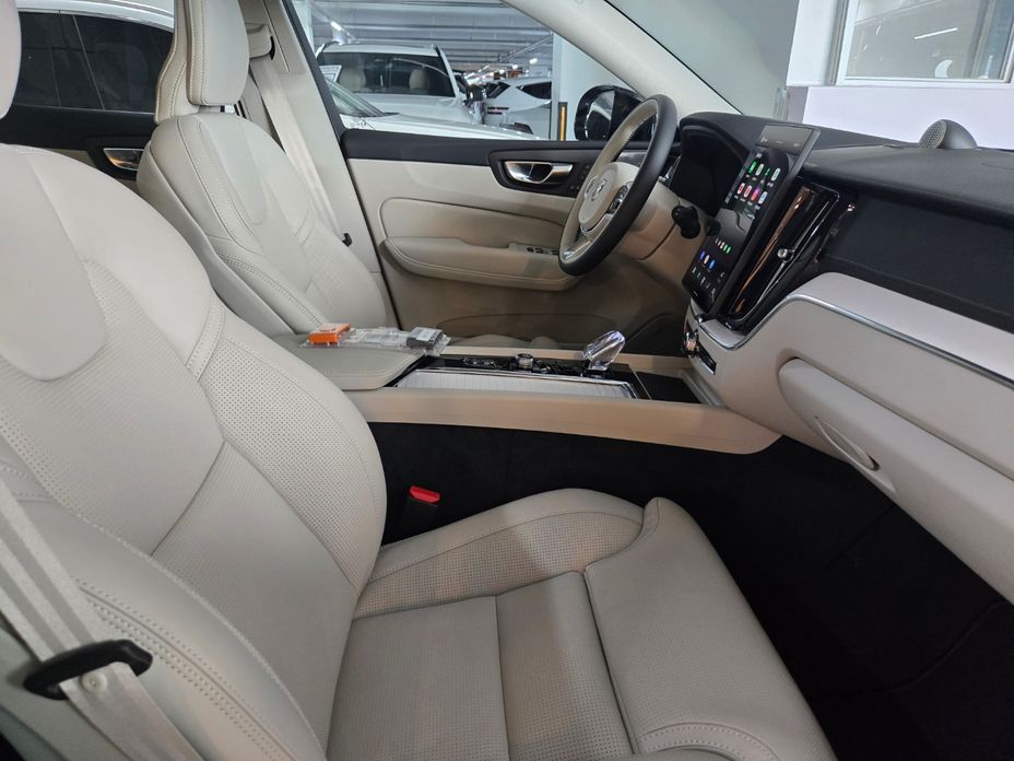 Volvo XC60 2026