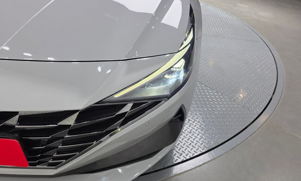 Hyundai AVANTE 2021