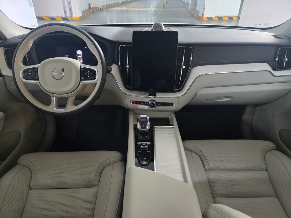 Volvo XC60 2026