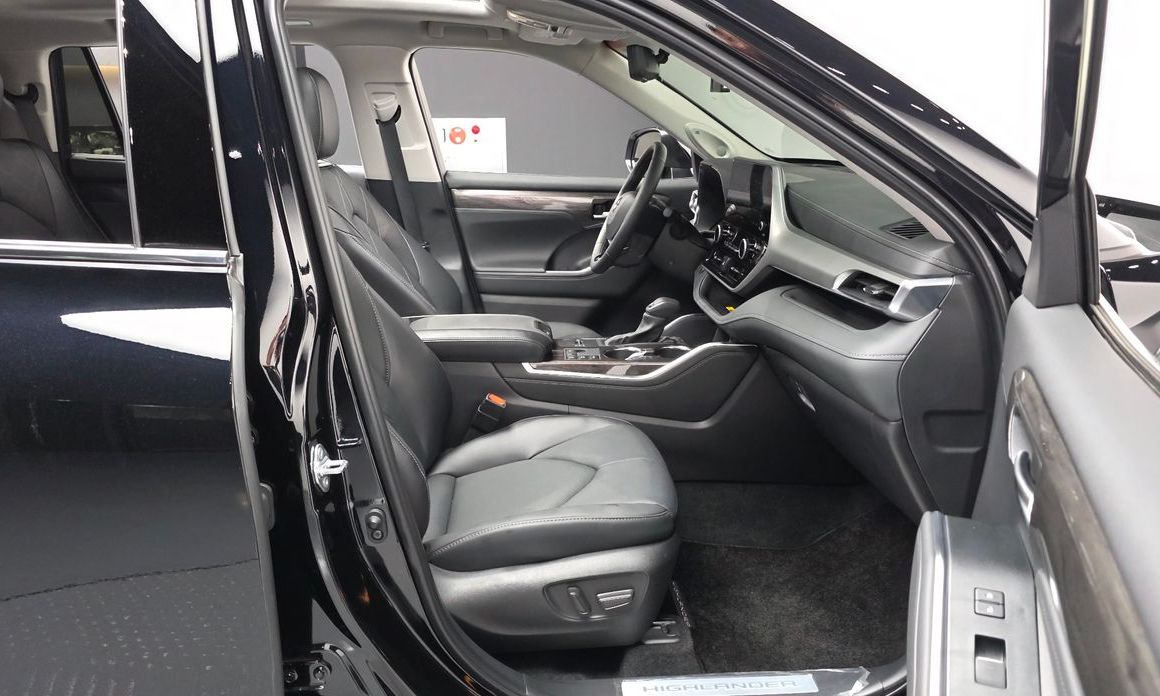 Toyota Highlander 2025