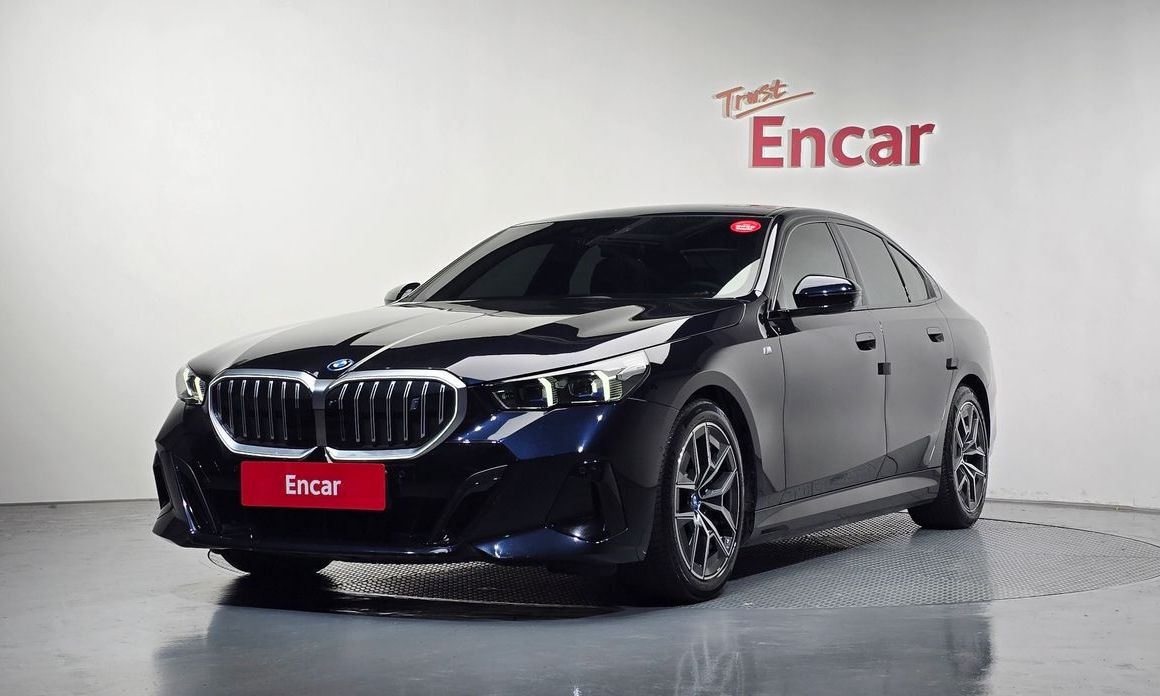 BMW i5 2024