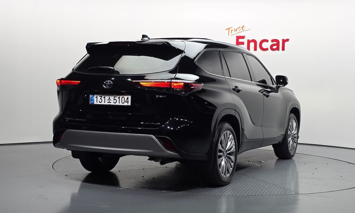 Toyota Highlander 2025