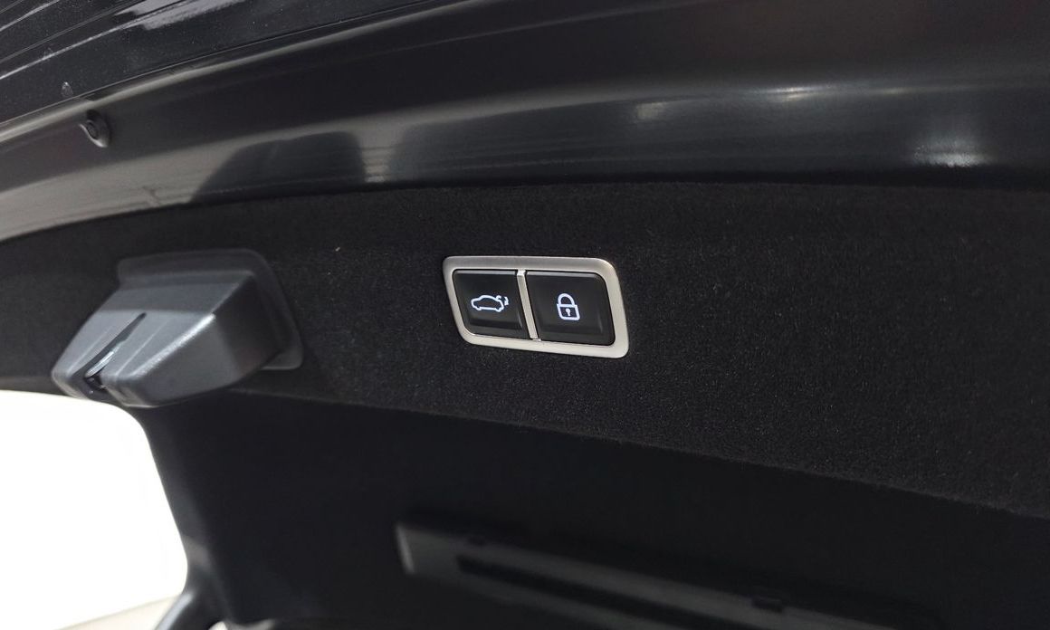 Genesis G90 2023