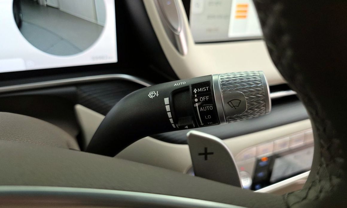 Genesis G90 2023