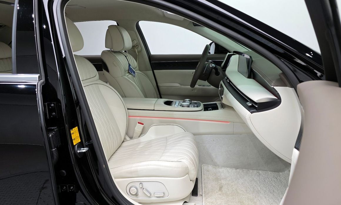 Genesis G90 2023