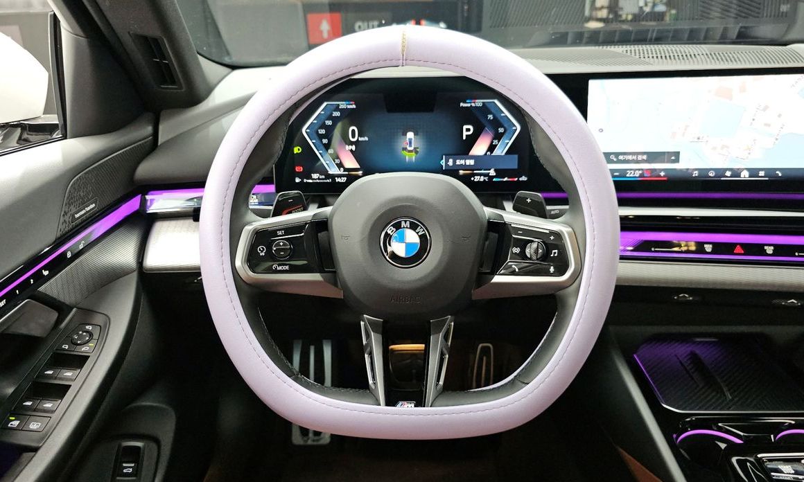 BMW 5-Series 2024