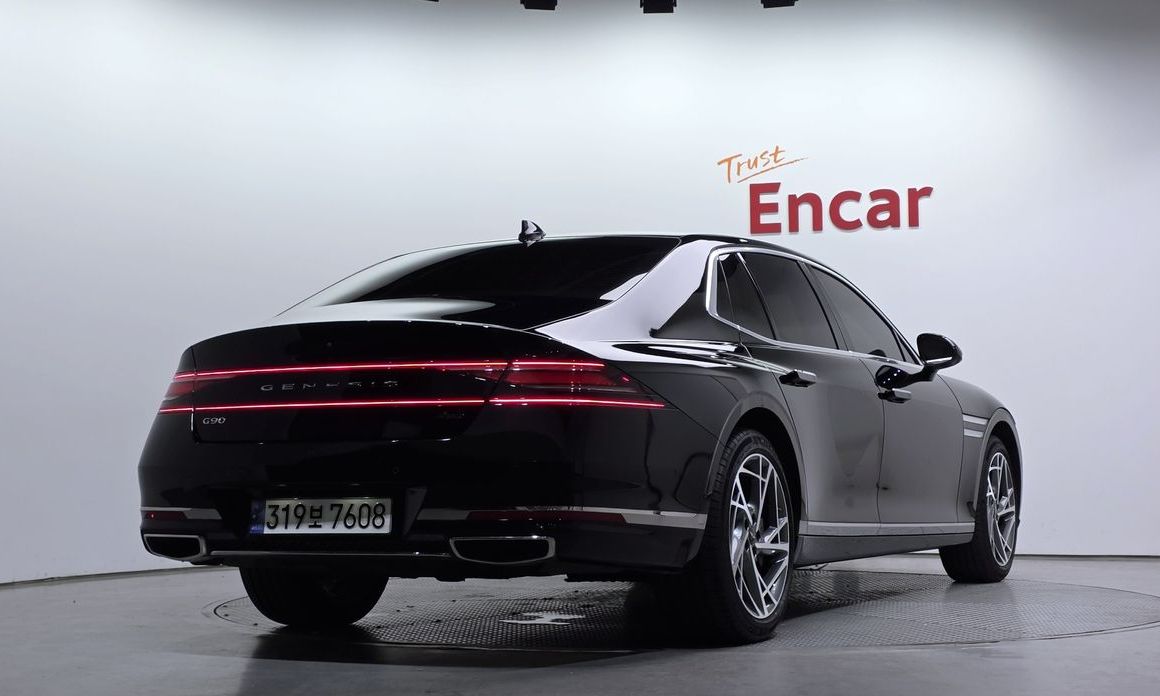 Genesis G90 2023