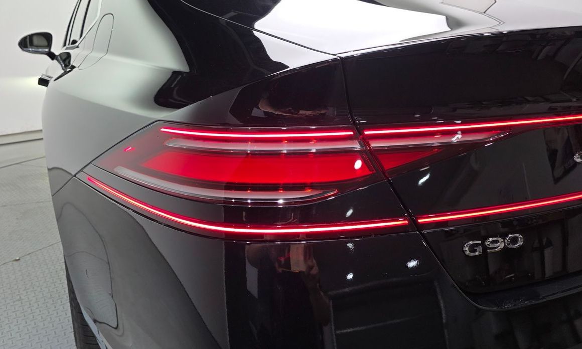 Genesis G90 2023