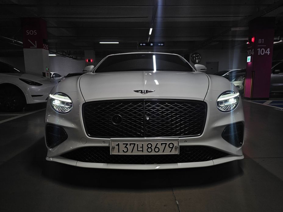 Bentley Continental 2025