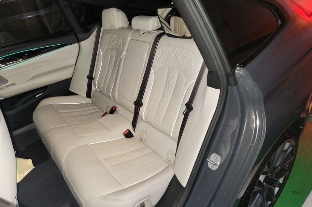 BMW Gran Turismo 2024