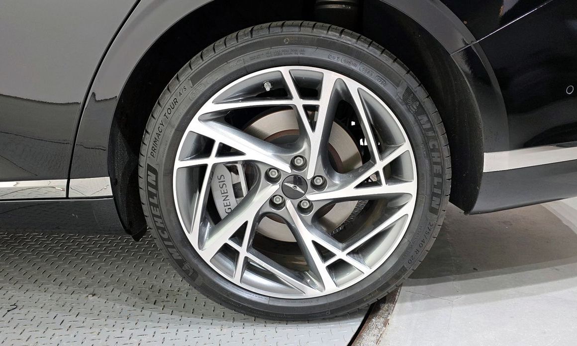 Genesis G90 2023