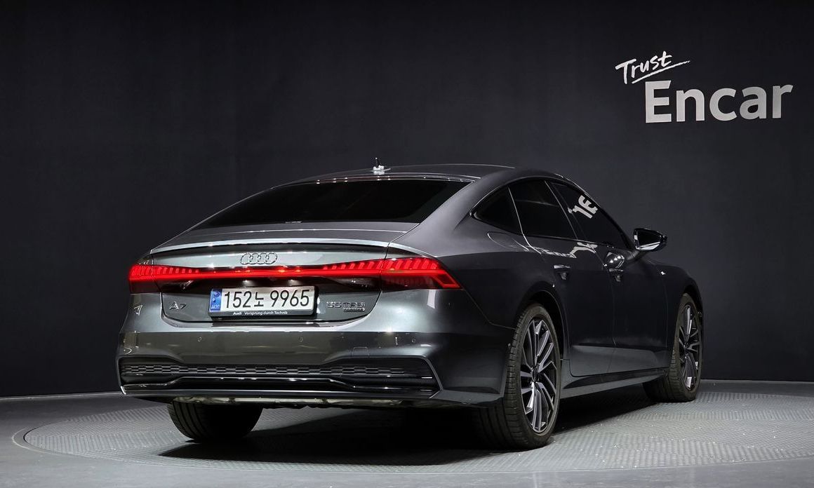 Audi A7 2024