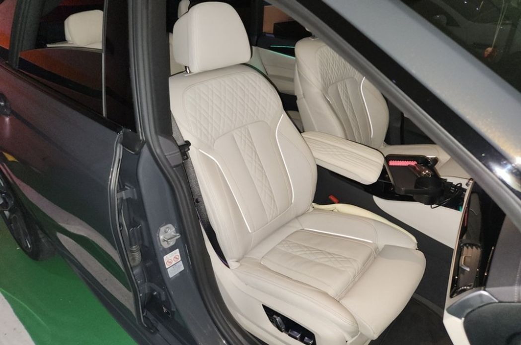 BMW Gran Turismo 2024