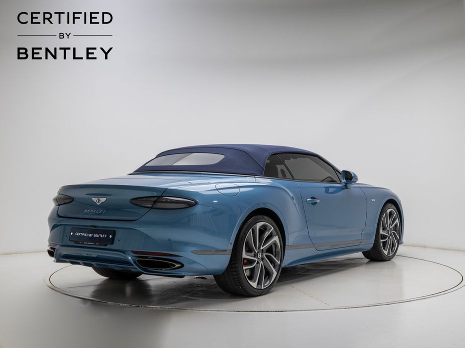 Bentley Continental 2025