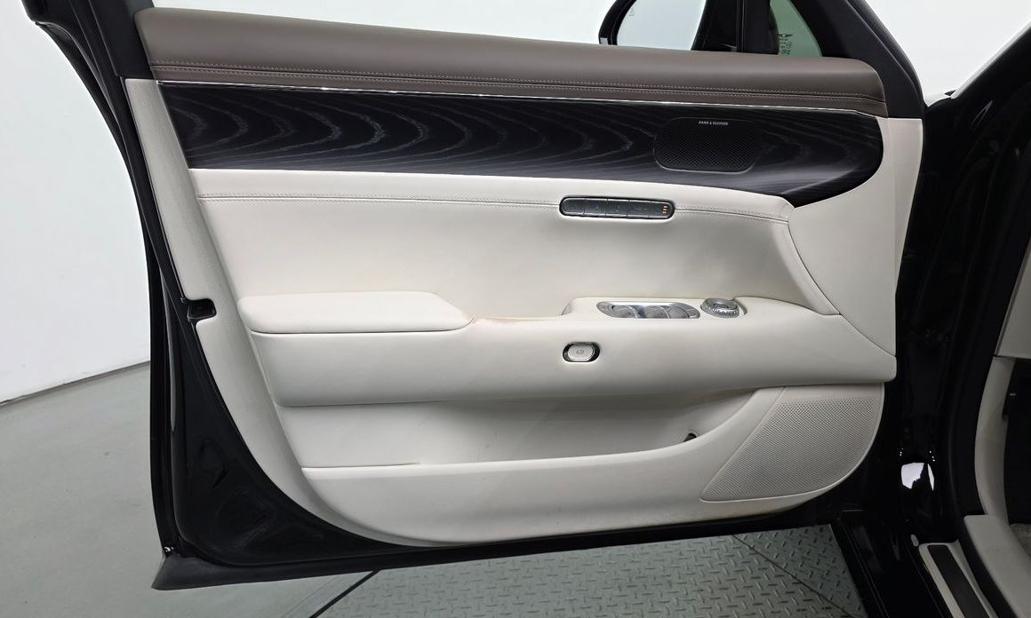 Genesis G90 2023