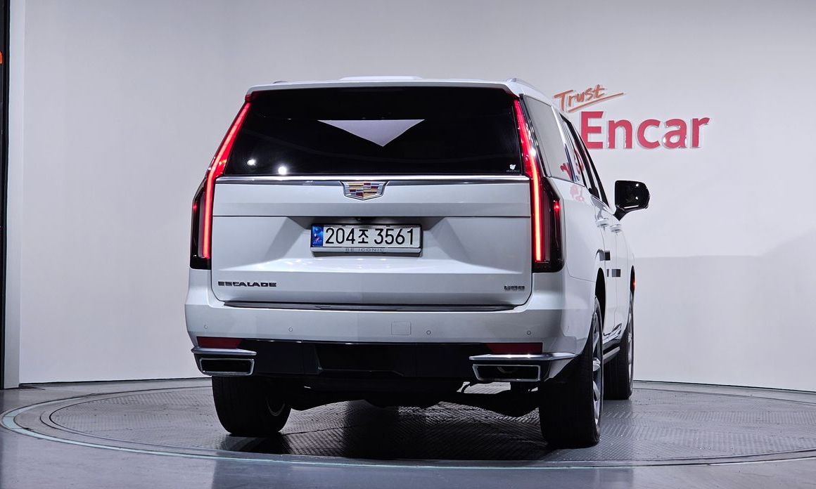 Cadillac Escalade 2023