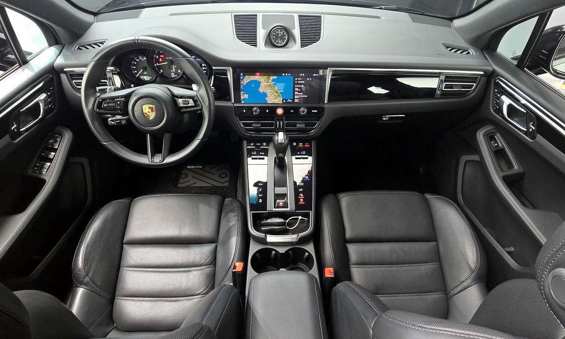 Porsche Macan 2024