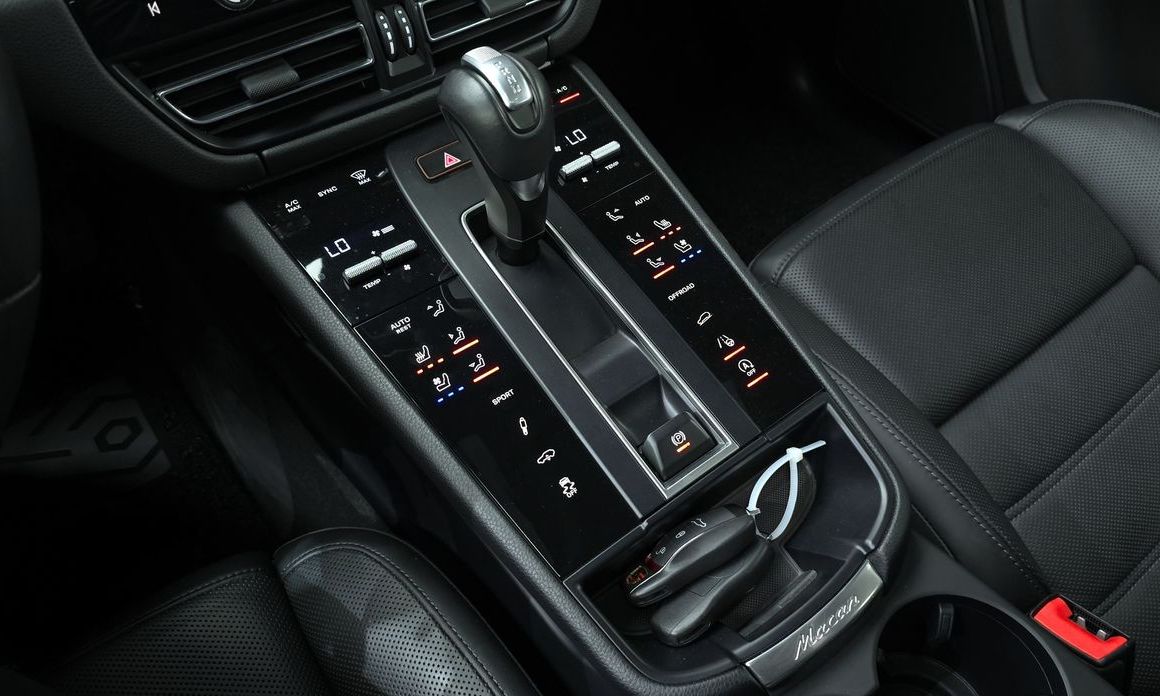 Porsche Macan 2024