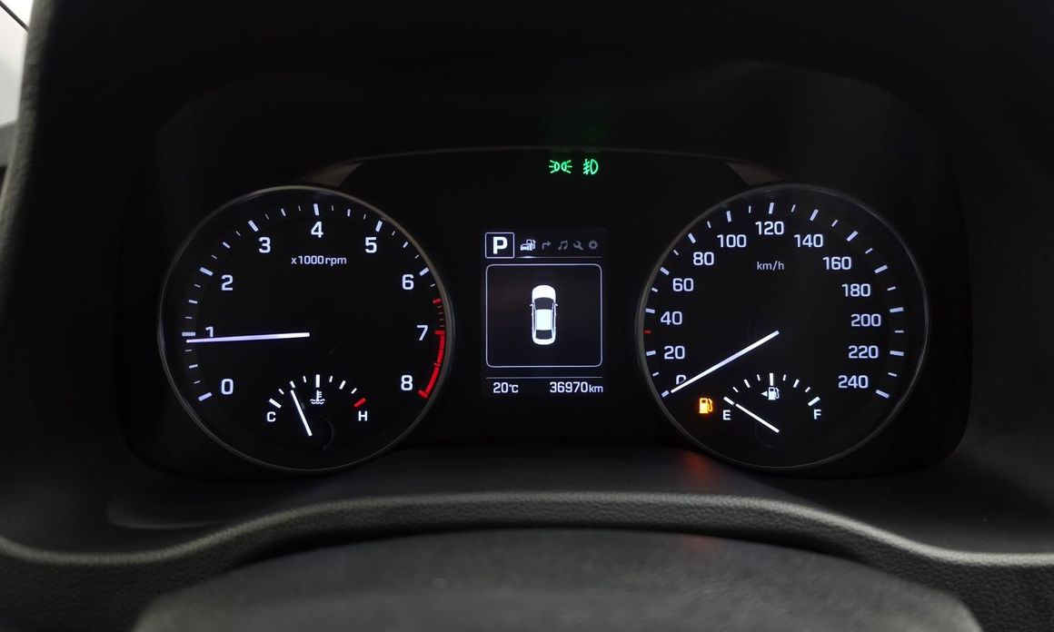 Hyundai AVANTE 2016
