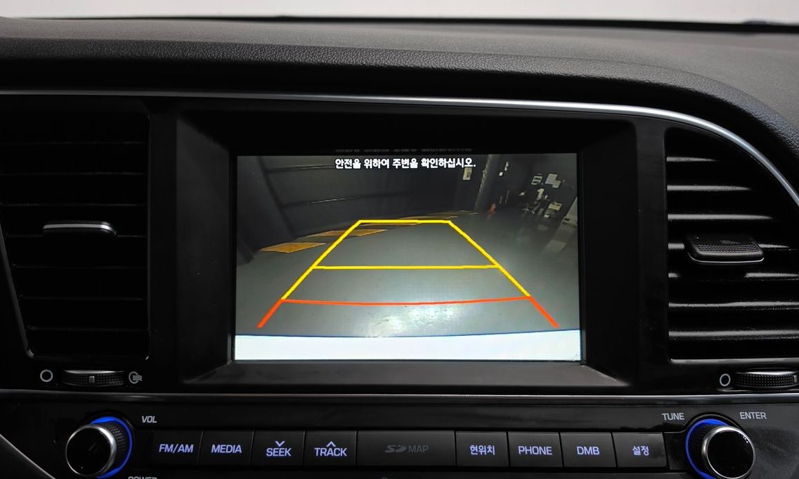 Hyundai AVANTE 2016