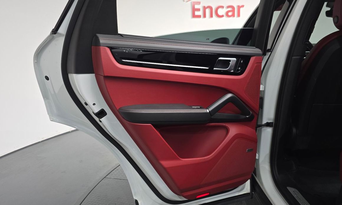Porsche Cayenne 2020