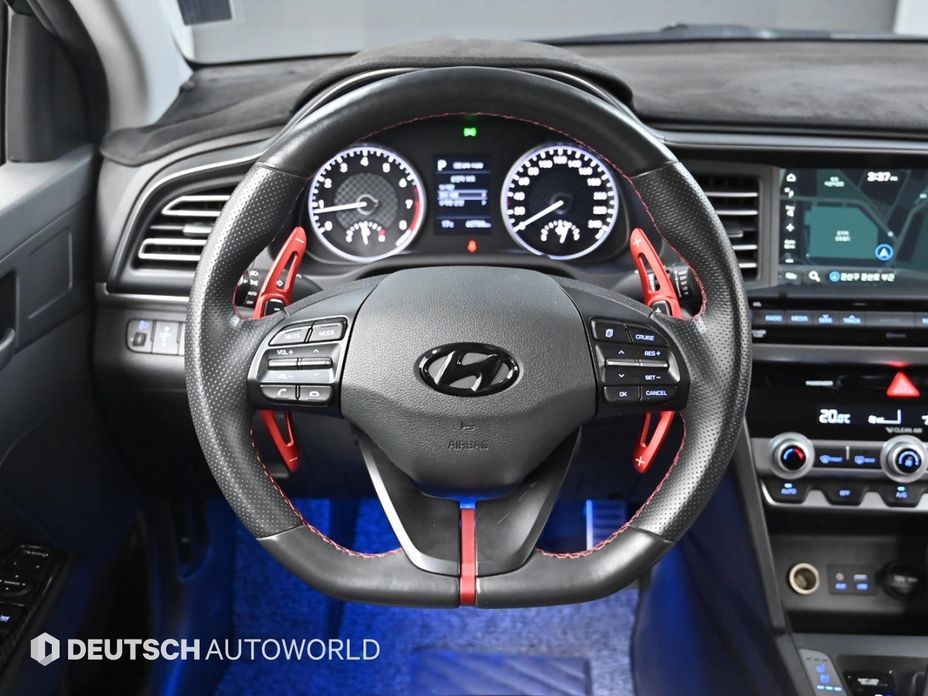 Hyundai AVANTE 2019