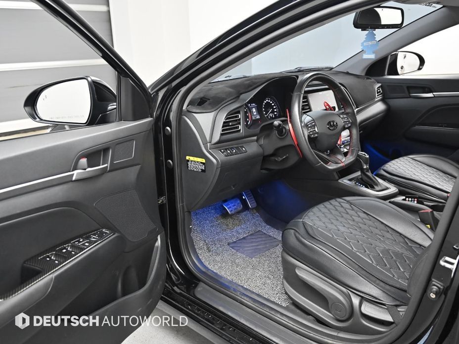 Hyundai AVANTE 2019