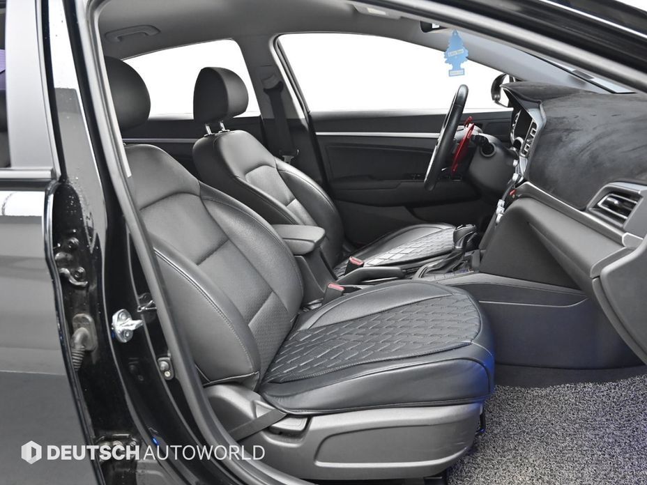 Hyundai AVANTE 2019