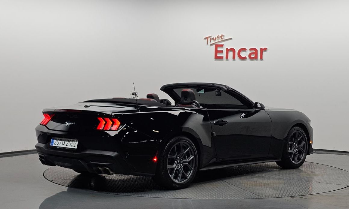 Ford Mustang 2024