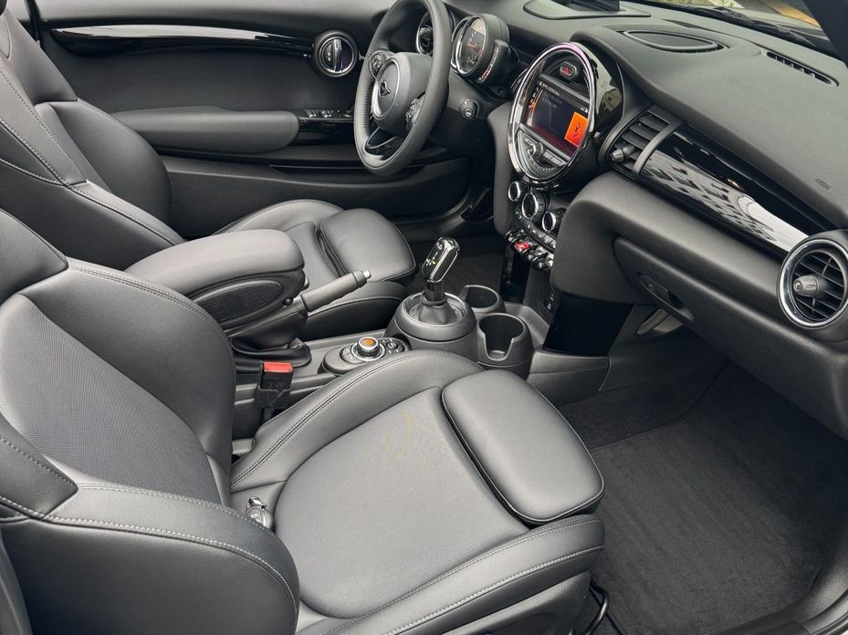 Mini Cooper Convertible 2020
