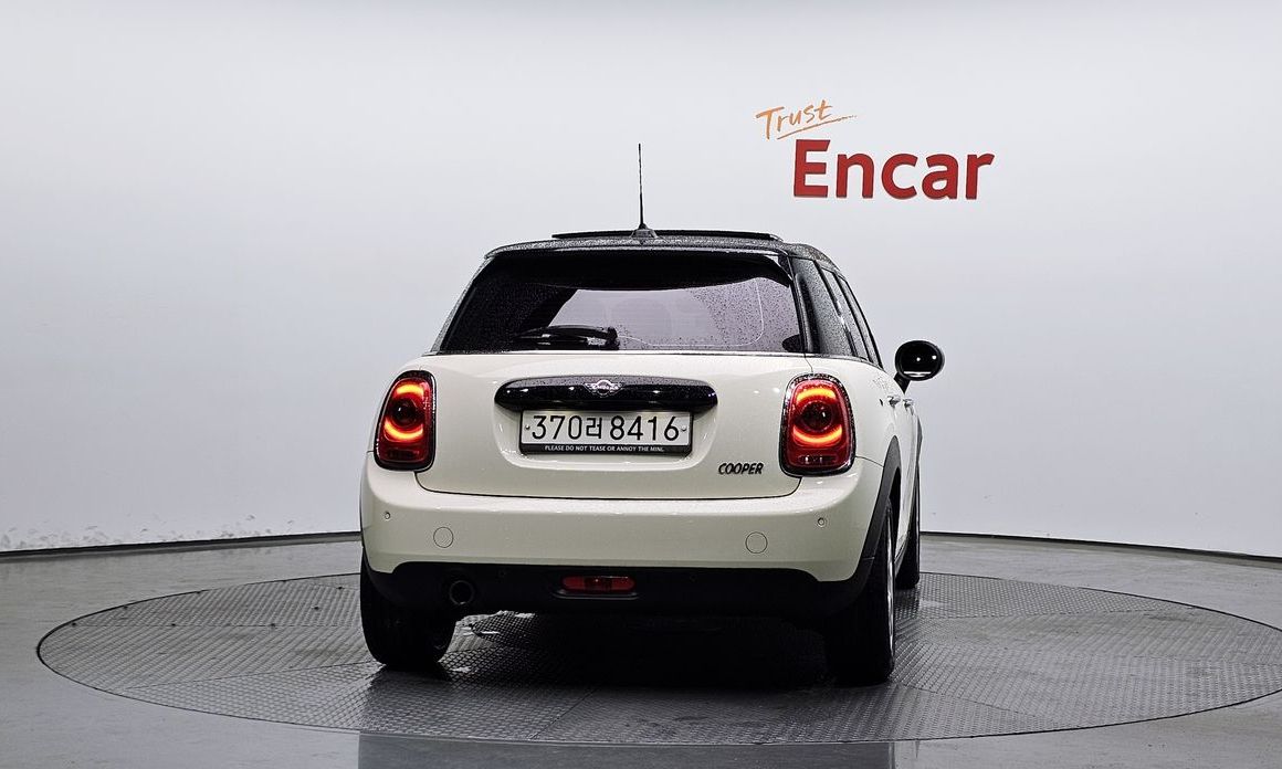 Mini Cooper 2018
