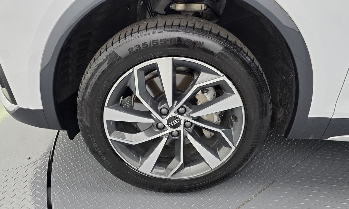 Audi Q5 2023