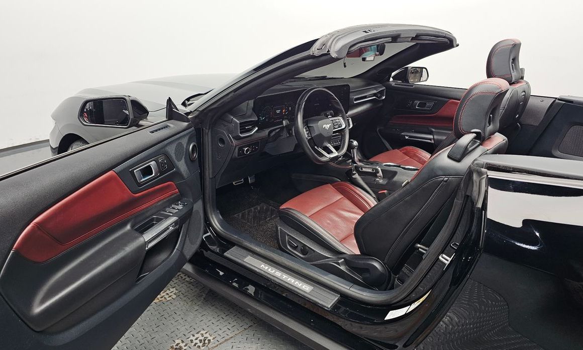 Ford Mustang 2024