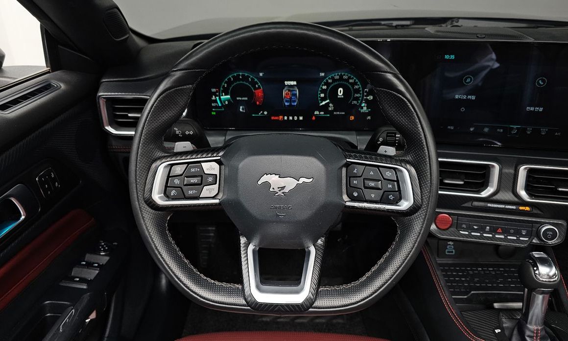 Ford Mustang 2024