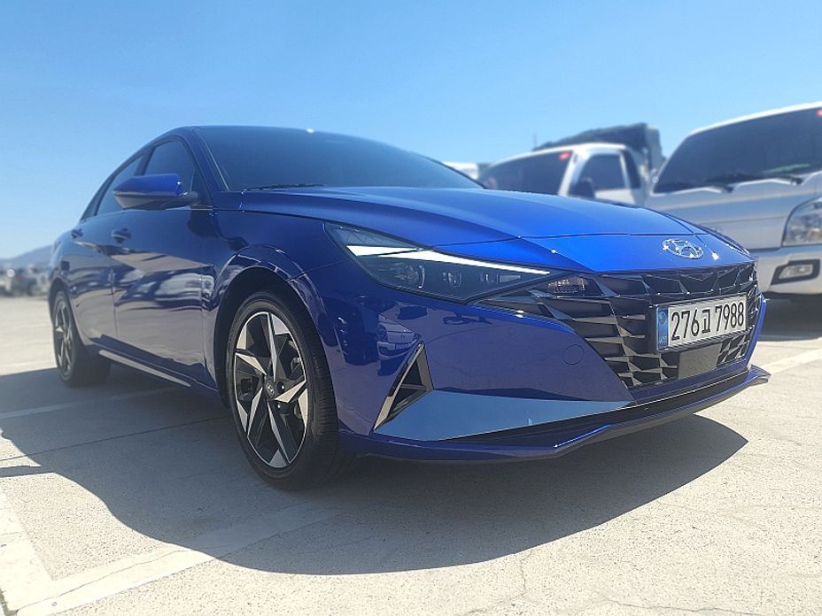 Hyundai AVANTE 2021