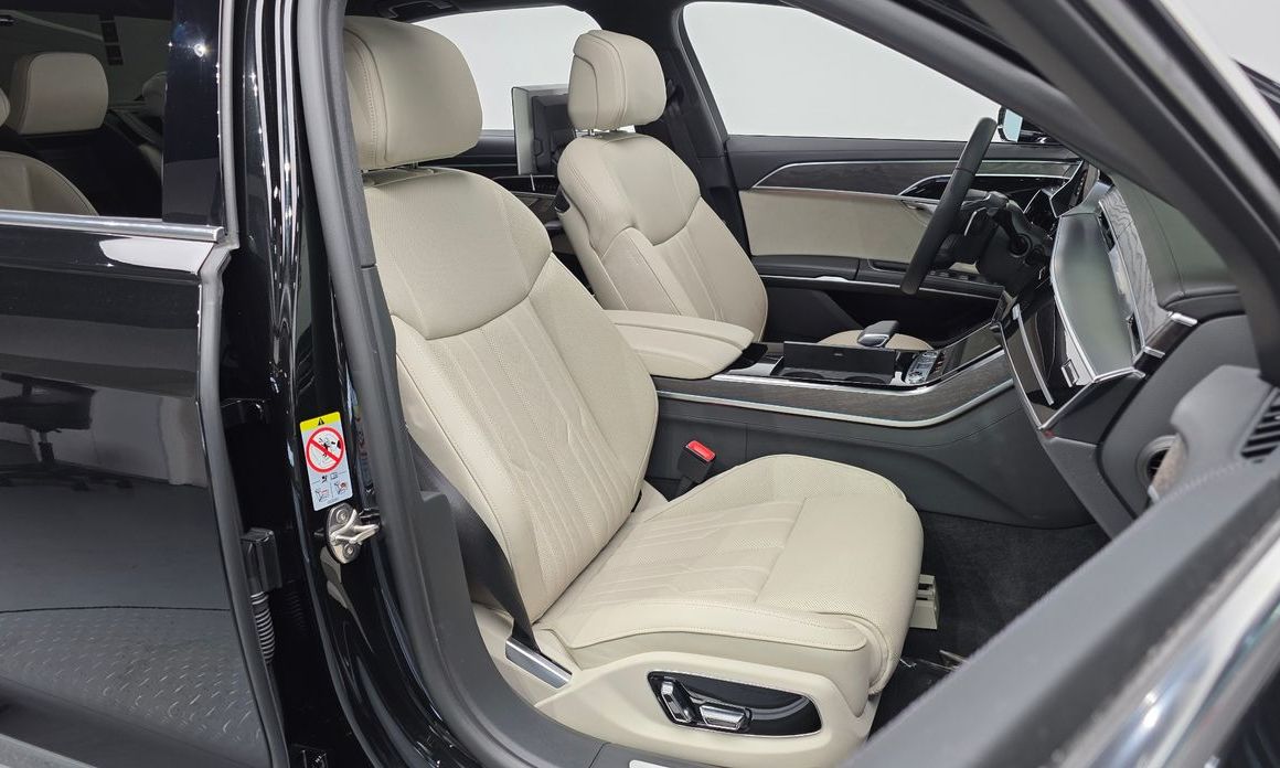 Audi A8 2023