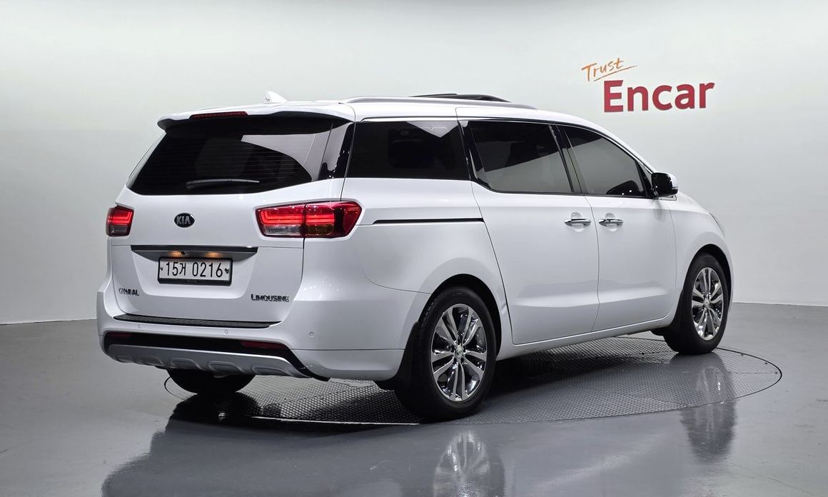 Kia Canival 2017