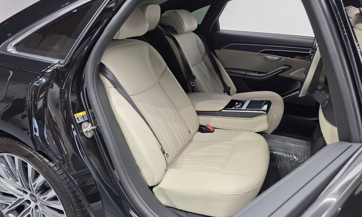 Audi A8 2023