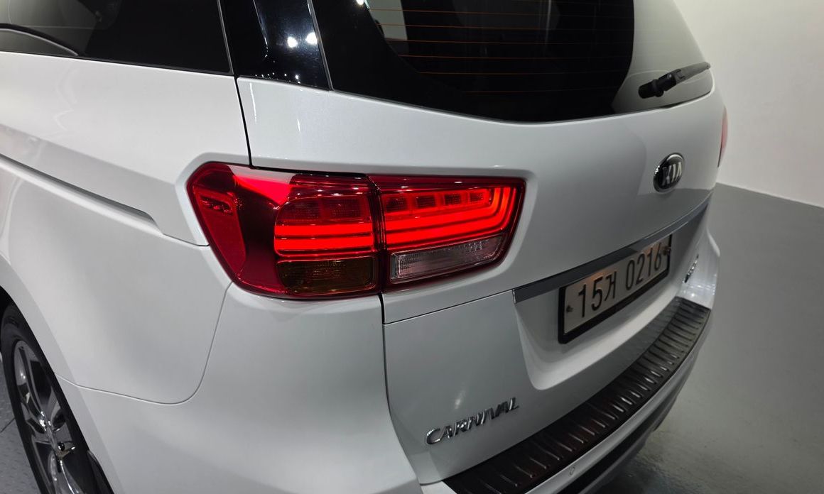 Kia Canival 2017