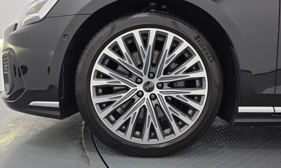 Audi A8 2023