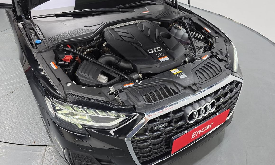 Audi A8 2023